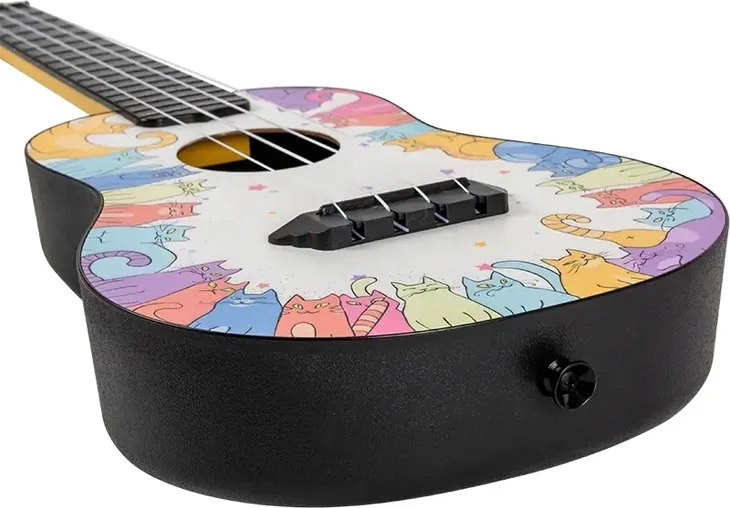 ukulele-koncertowe-flight-akcesoria-w-zestawie-pokrowiec