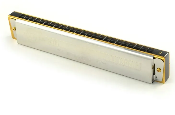 harmonijka-suzuki-c-dur-kolor-srebrny