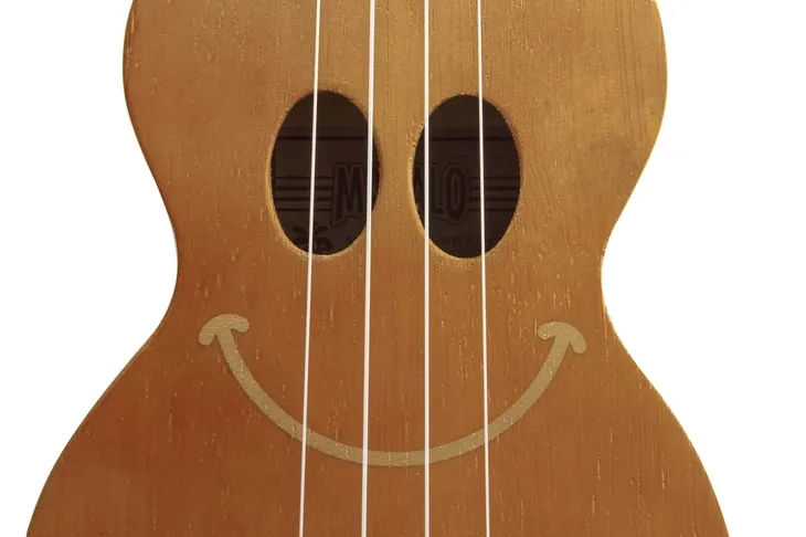 ukulele-sopranowe-mahalo-mega-zestaw-u-smile-tbr-akcesoria-w-zestawie-pokrowiec