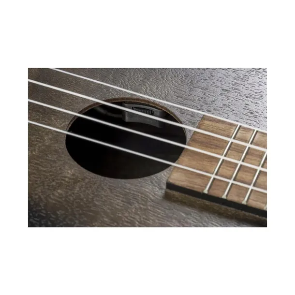 ukulele-koncertowe-baton-rouge-akcesoria-w-zestawie-brak