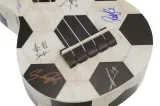 ukulele-sopranowe-pilka-nozna-mahalo-seria-art-ii-marka-mahalo