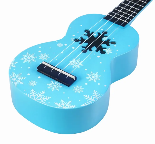 ukulele-sopranowe-mahalo-mega-zestaw-platek-sniegu-kolor-niebieski