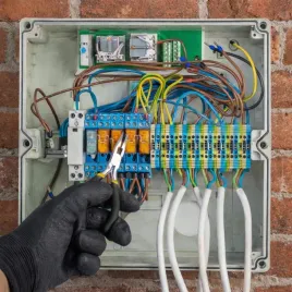 kabel-przewod-dy-4-h07v-u-zo-instalacyjny-miedziany-drut-zolto-zielony-1m