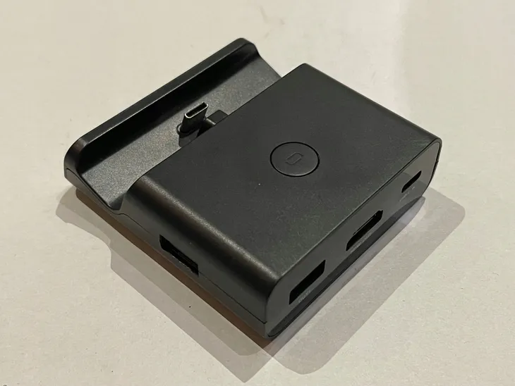 stacja-dokujaca-dock-hdmi-usb-do-nintendo-switch-producent-dobe