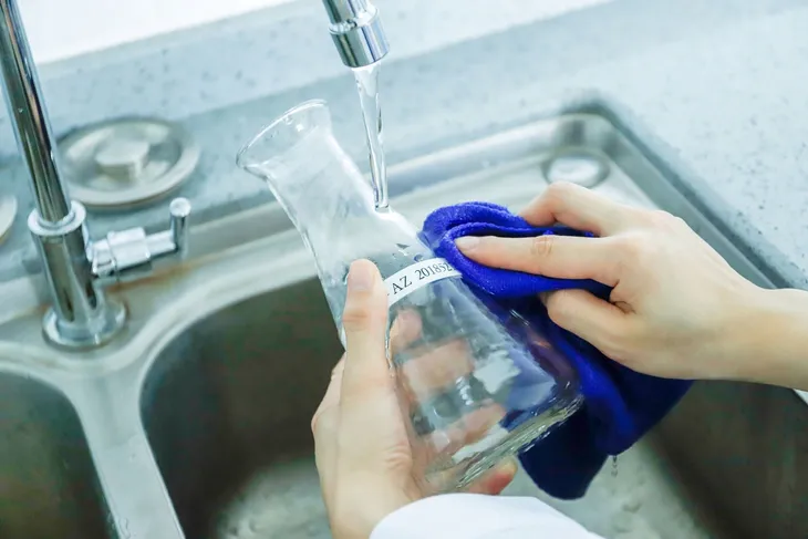 tasma-specmark-40913-do-dymo-d1-9-mm-kolor-czarny