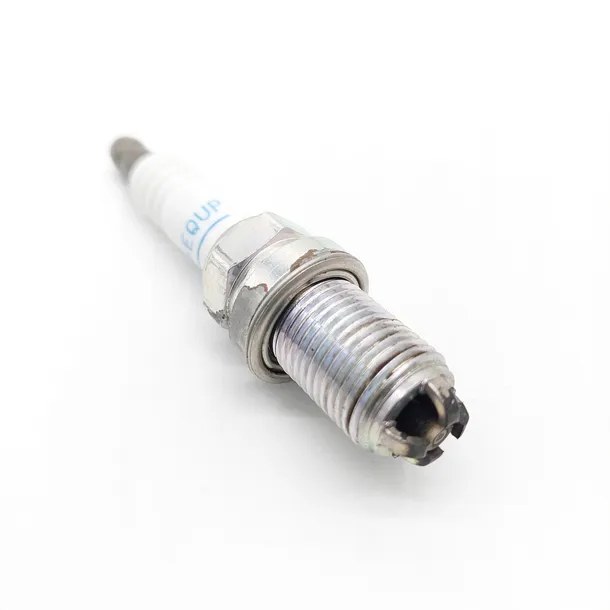 swieca-platinum-ngk-bkr6equp-srednica-gwintu-14-mm