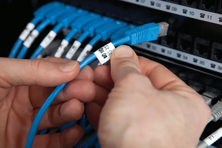 tasma-dymo-s0718050-waga-z-opakowaniem-0-15-kg-producent-dymo