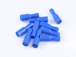 zlacze-zenskie-4mm-pelna-izolacja-przewod-15-25mm-10-szt