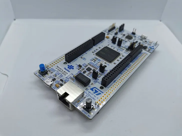 programator-stmicroelectronics-nucleo-f207zg-kod-producenta-nucleo-f207zg-producent-stmicroelectronics