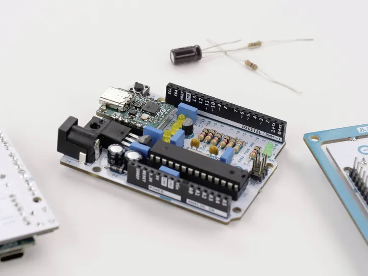 arduino-make-your-uno-kit-akx00037-producent-arduino-model-akx00037-zawiera-baterie-nie