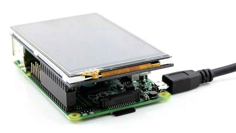 wyswietlacz-waveshare-9904