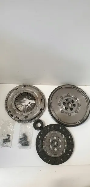 sprzeglo-kolo-dwumasowe-sachs-2290-601-059-typ-samochodu-autobusy