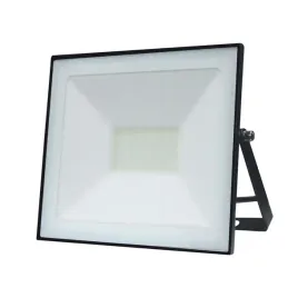 naswietlacz-halogen-led-volteno-30w-6500k-ip65-czarny-barwa-zimna