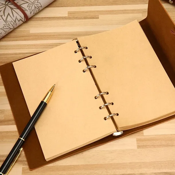 notes-a5-czerwony-kod-producenta-skorzany-notatnik