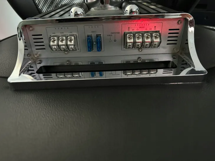 car-audio-amplifier-p550-2-kod-producenta-58000