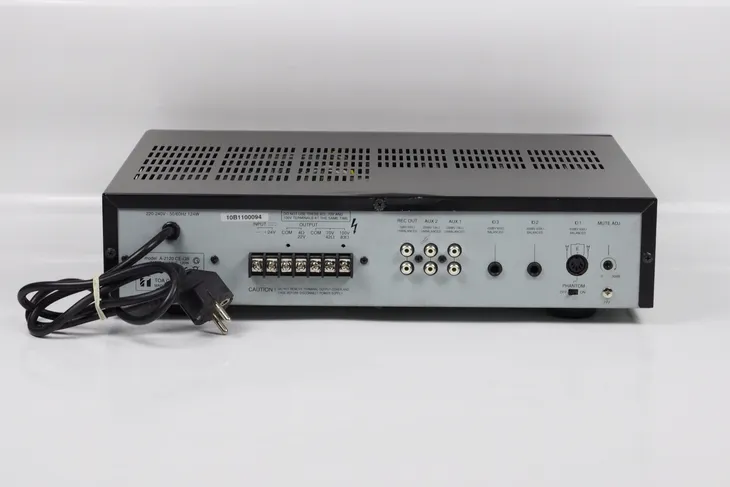 wzmacniacz-toa-a-2120-marka-toa-funkcje-tuner-fm