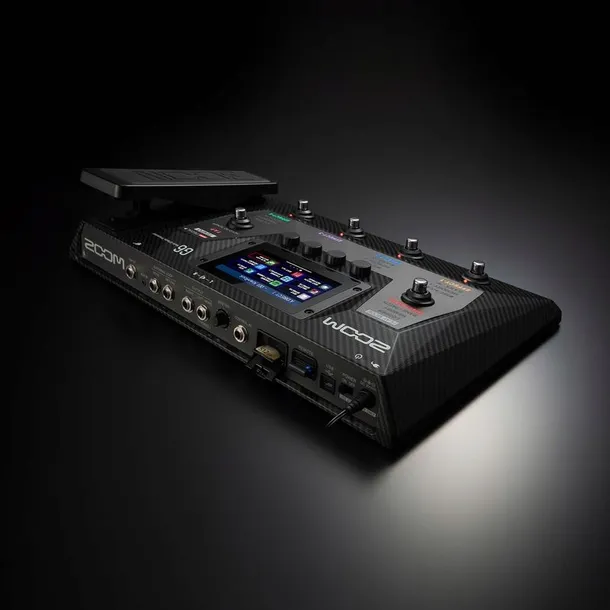 zoom-g6-procesor-gitarowy-multiefekt-z-pedalem-ekspresji-pedalboard-waga-z-opakowaniem-2-kg-model-zoom-g6