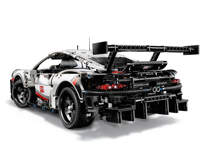lego-technic-porsche-911-rsr-42096-bohater-brak