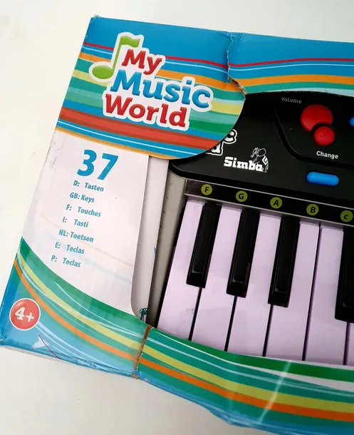 pianinko-simba-bohater-brak