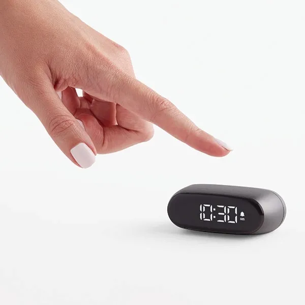 lexon-minut-budzik-mini-design-szary-zasilanie-usb