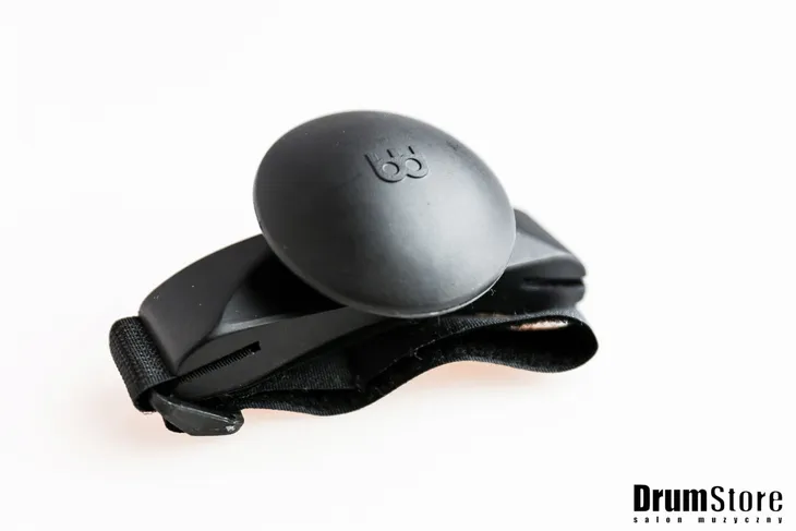 meinl-fs-bk-grzechotka-shaker-na-stope-kolor-czarny
