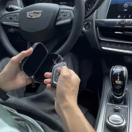 ochrona-kluczykow-radiowych-etui-blokujace-sygnal-kluczyka-samochodowego