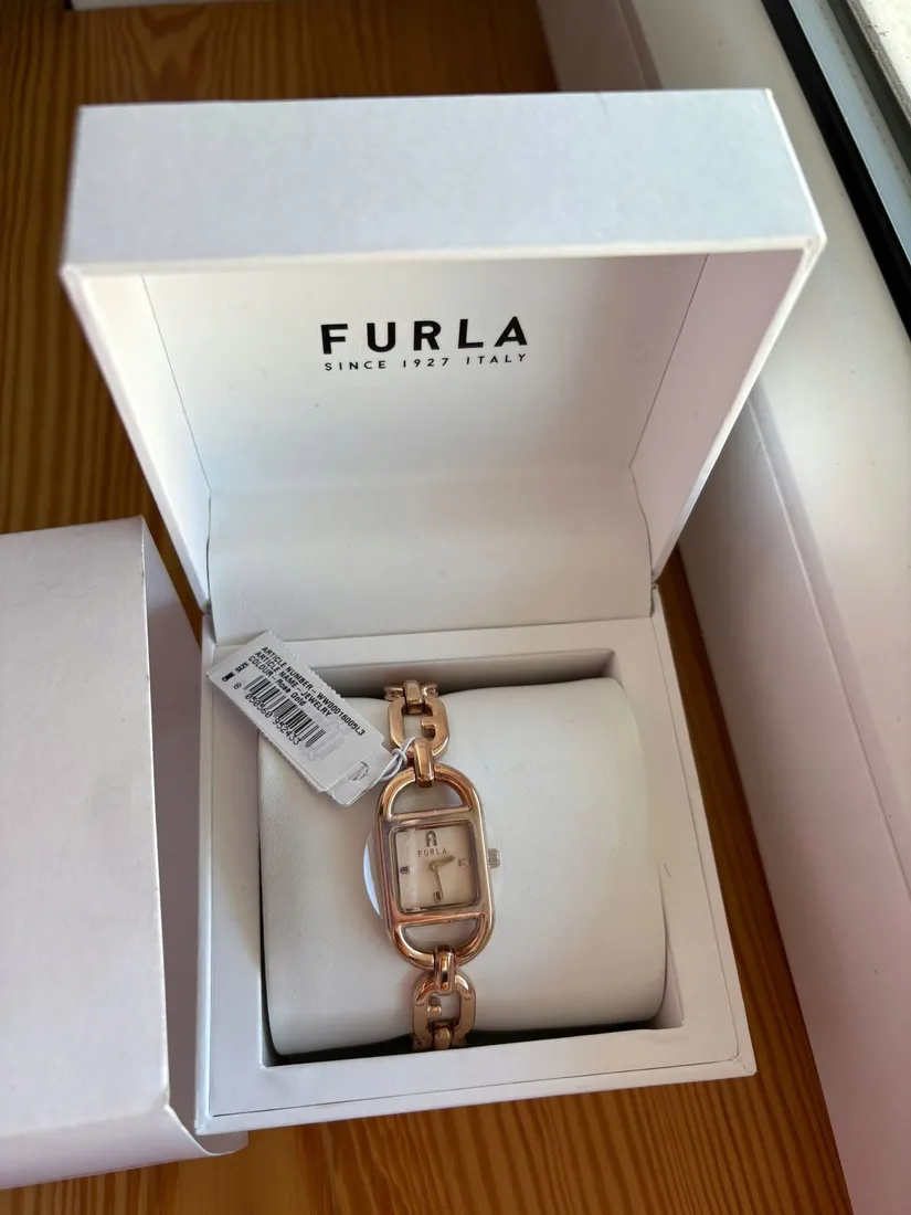 zegarek-furla-chain-square-marka-furla