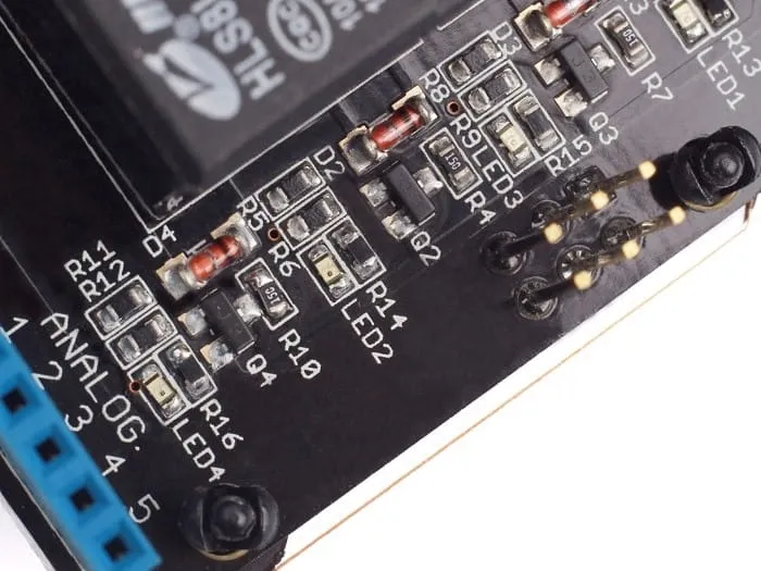 przekaznik-seeedstudio-103030009