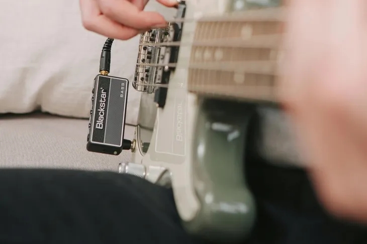 head-tranzystorowy-blackstar-konstrukcja-tranzystorowy-certyfikat-ce