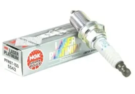 swieca-platynowa-zaplonowa-ngk-pfr6t-10g-saab-9-3