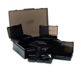 pudelko-nash-capacity-medium-tackle-box-loaded-czarny