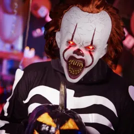 maska-na-twarz-maska-led-lateks