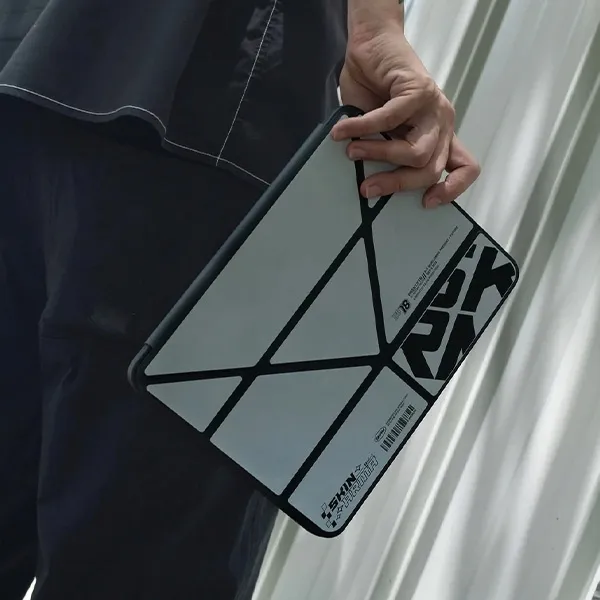 etui-do-apple-ipad-pro-11-skinarma-pasuje-do-modelu-ipad-pro-11-m4