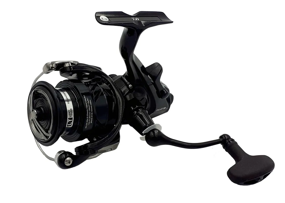 daiwa-kolowrotek-emcast-br-lt-2500