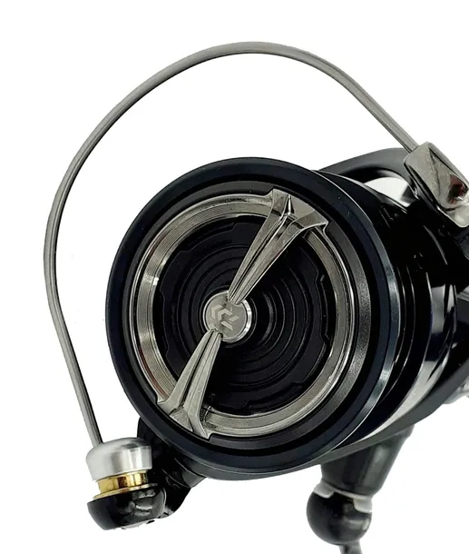 daiwa-kolowrotek-emcast-br-lt-2500-rozmiar-2500