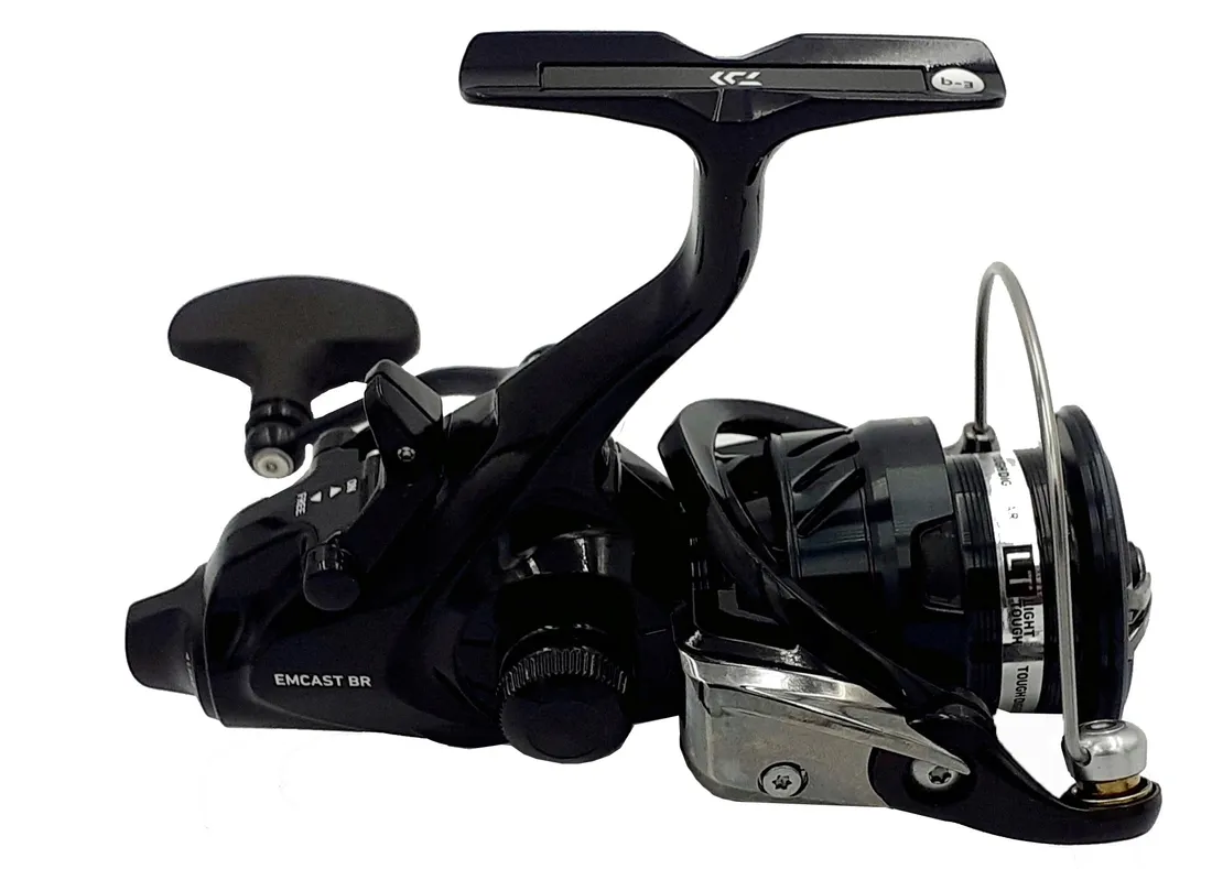 daiwa-kolowrotek-emcast-br-lt-2500-marka-daiwa