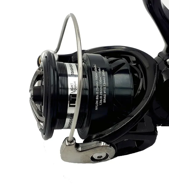 daiwa-kolowrotek-emcast-br-lt-2500-liczba-lozysk-kulkowych-3