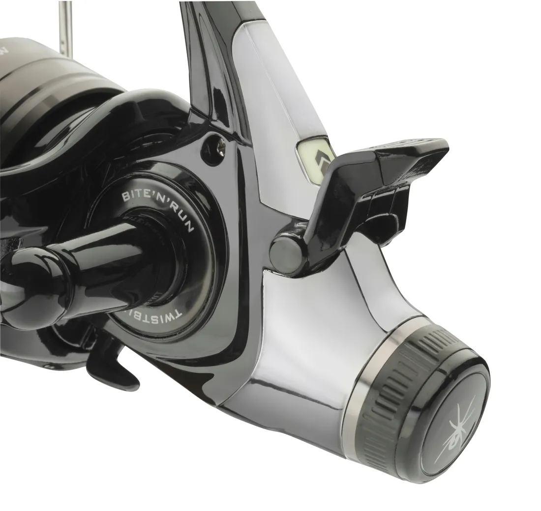 kolowrotek-daiwa-black-widow-br-3500-marka-daiwa