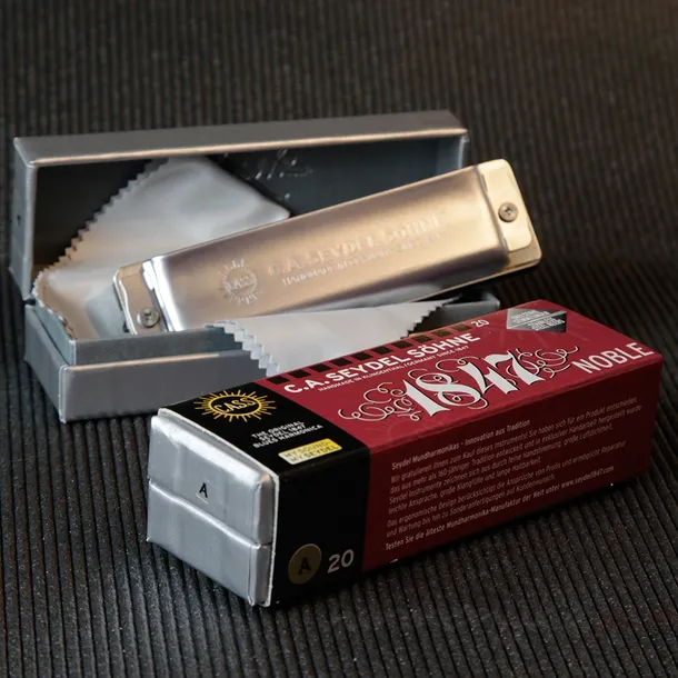 harmonijka-seydel-c-dur-model-blues-1847-noble