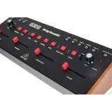 syntezator-behringer-solina-string-ensemble-waga-z-opakowaniem-2-3-kg-rodzaj-syntezator