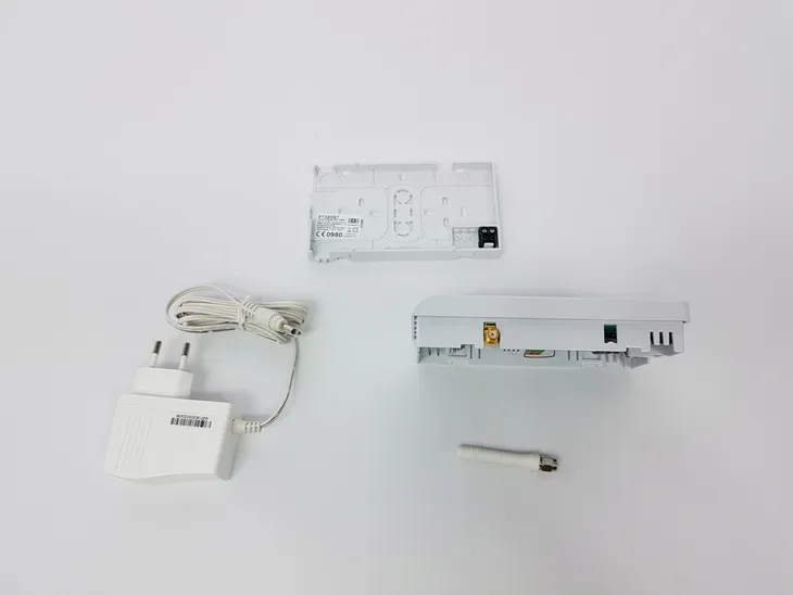 termostat-modul-gsm-sterowanie-z-telefonu-pt32-gst-rodzaj-sterownik-kod-producenta-pt32-gst