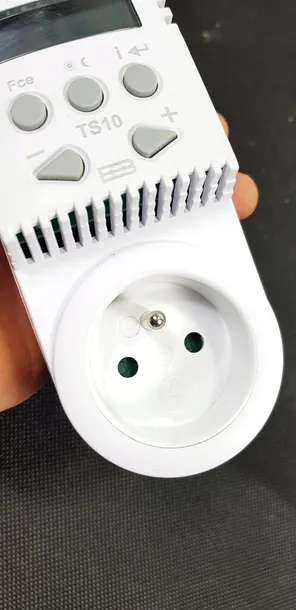 termostat-elektrobock-ts10-waga-z-opakowaniem-0-25-kg