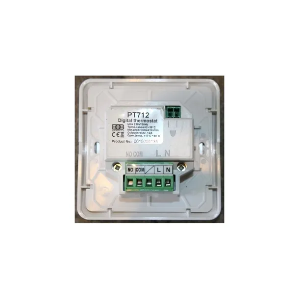 sterownik-pt712-sposob-montazu-stojace-funkcyjne