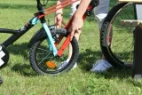 uchwyt-hol-rowerowy-peruzzo-do-holowania-zamocowania-rowerkow-do-20-zolty-waga-z-opakowaniem-5-kg