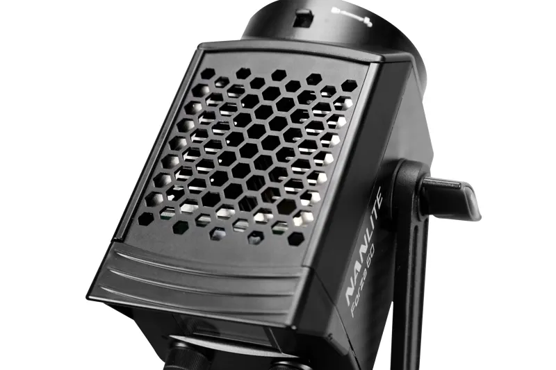 lampa-nanlite-forza-60w-adapter-bowensa-uchw-bat-marka-nanlite