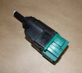 czujnik-stop-renault-zoe-clio-v-253203383r