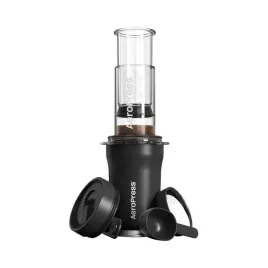 aeropress-go-plus-zaparzacz-do-kawy-z-kubkiem-termicznym-czarny