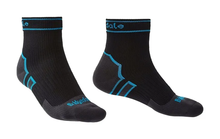 wodoszczelne-skarpety-bridgedale-stormsock-mid-ankle-black-blue-40-43-wlasciwosci-brak