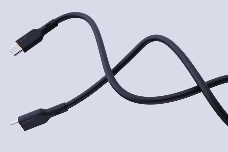 aukey-cb-scc241-kabel-usb-c-usb-c-1m-240w-pd-5a-20v-silikonowy-czarny-marka-aukey
