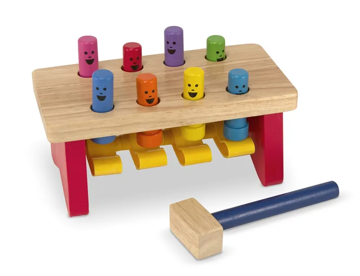 melissadoug-przebijanka-montessori-z-drewna-wbijak-wesole-ludki-wysokosc-produktu-26-cm